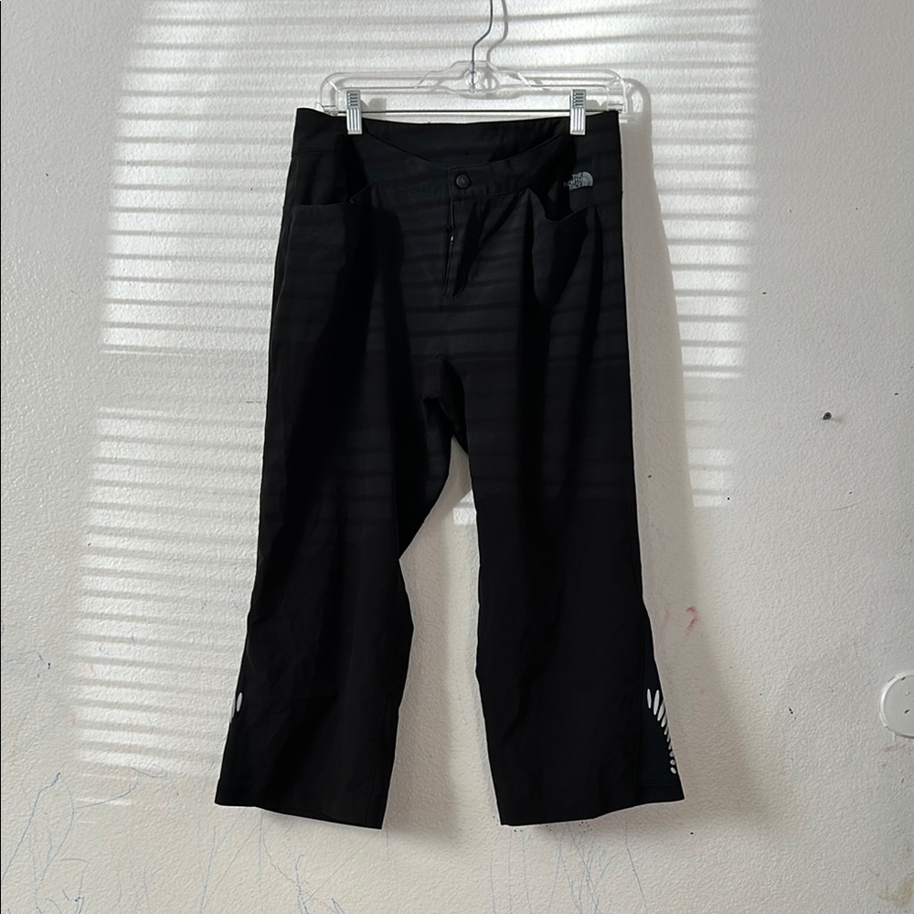 The North Face black pants apex